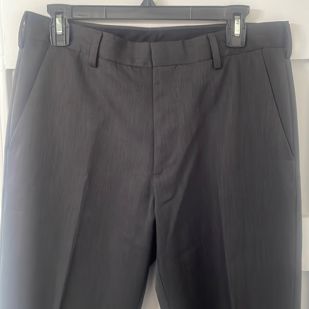 Van Heusen Studio Dress Pants.  Men’s 32 x 32.